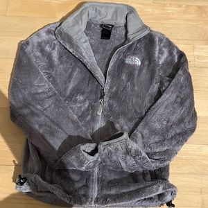 Silver / grey north face jacket